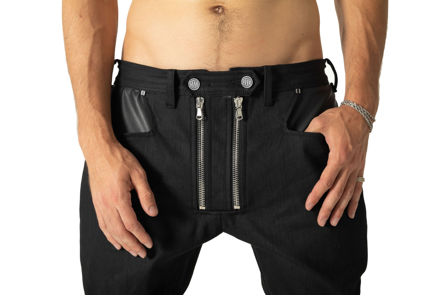 011 JEANS